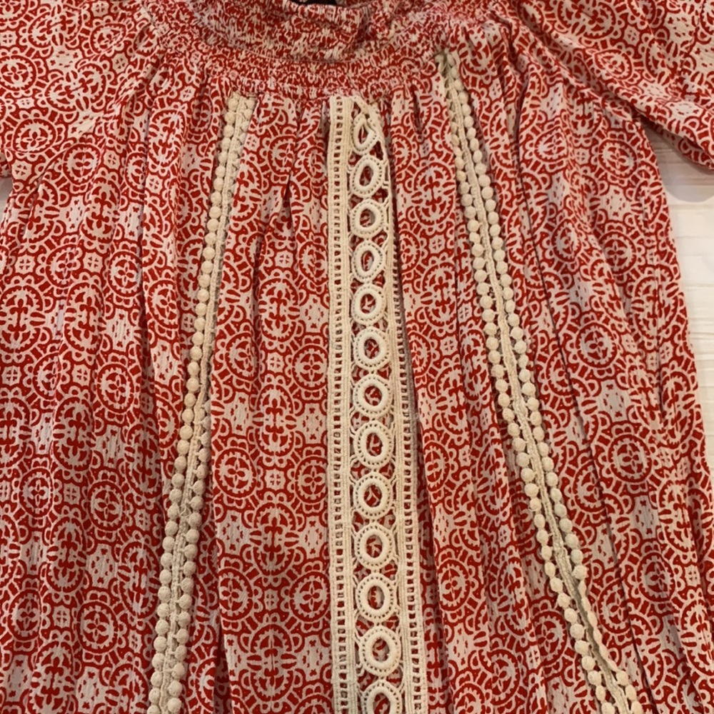 Red and cream dress - Picture 2 of 2